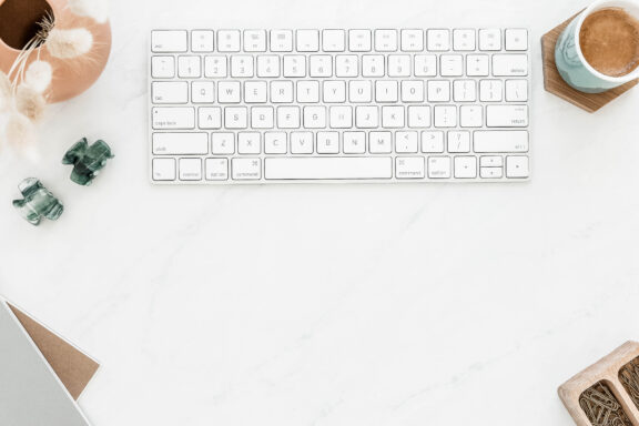 11 sprawdzonych formuł nagłówków, które przyciągają uwagę i sprzedają